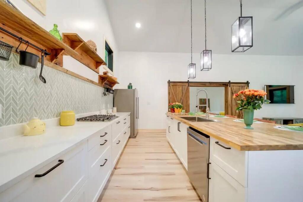 Outdoor Enthusiast'S Dream Cabin Hiking & Rafting Hot Springs Bagian luar foto